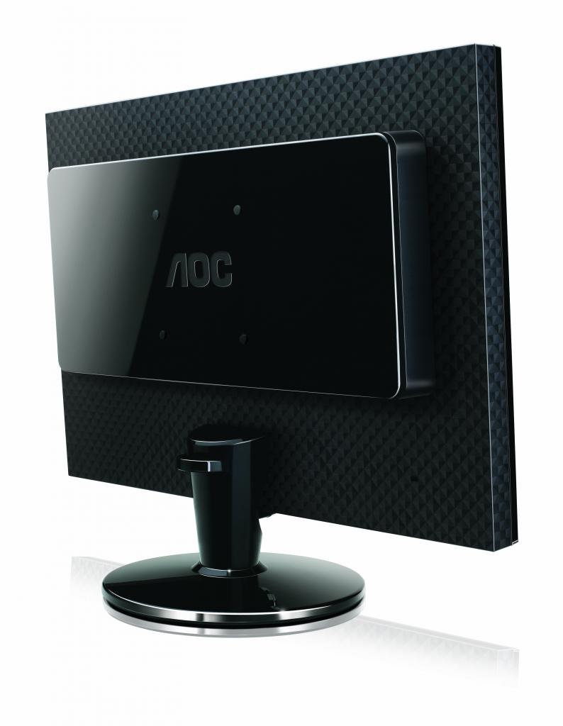 [08/03/2010] AOC 2330V+ (2)