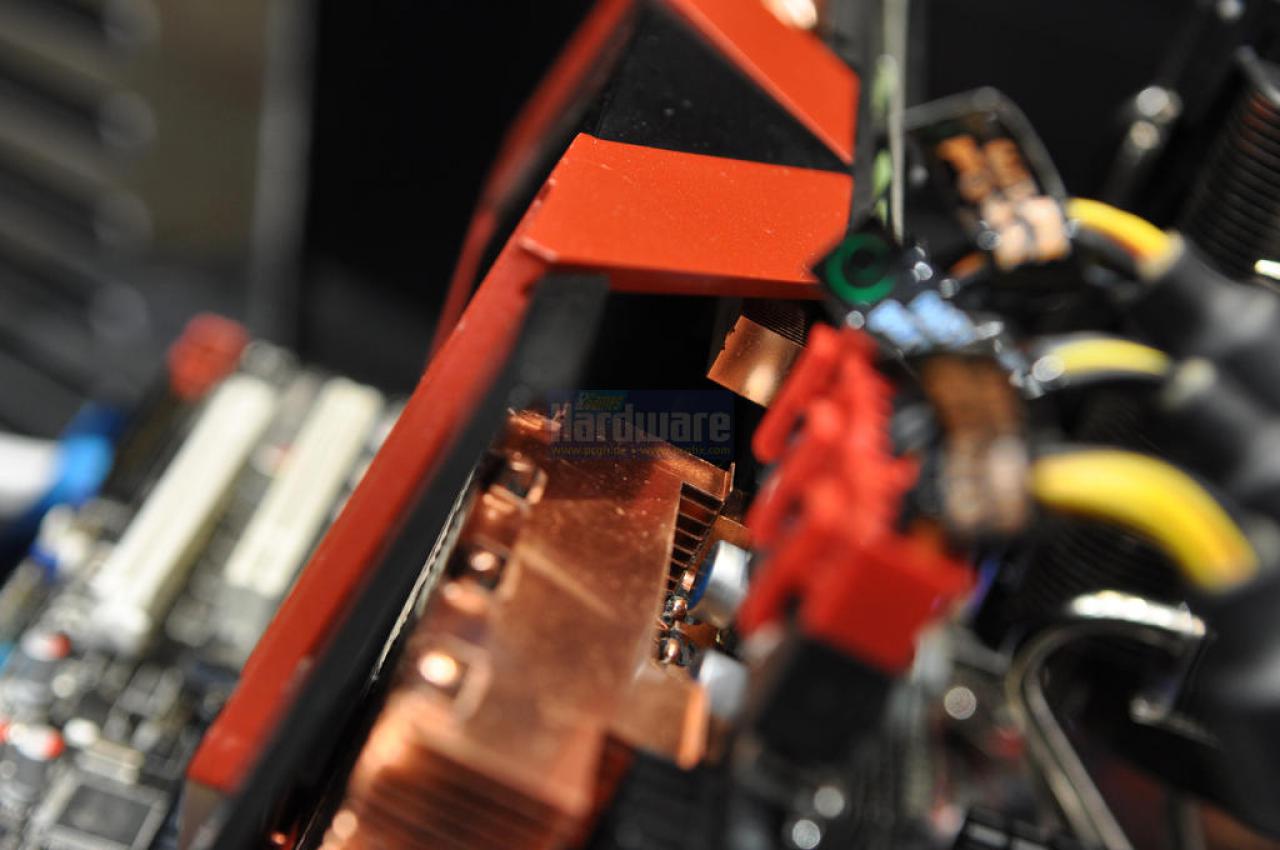 [01/03/2010] Asus Ares auf der Cebit 2010 (6)