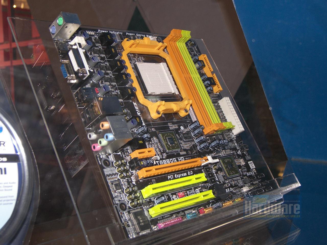 [03/03/2010] Biostar TA880G HD