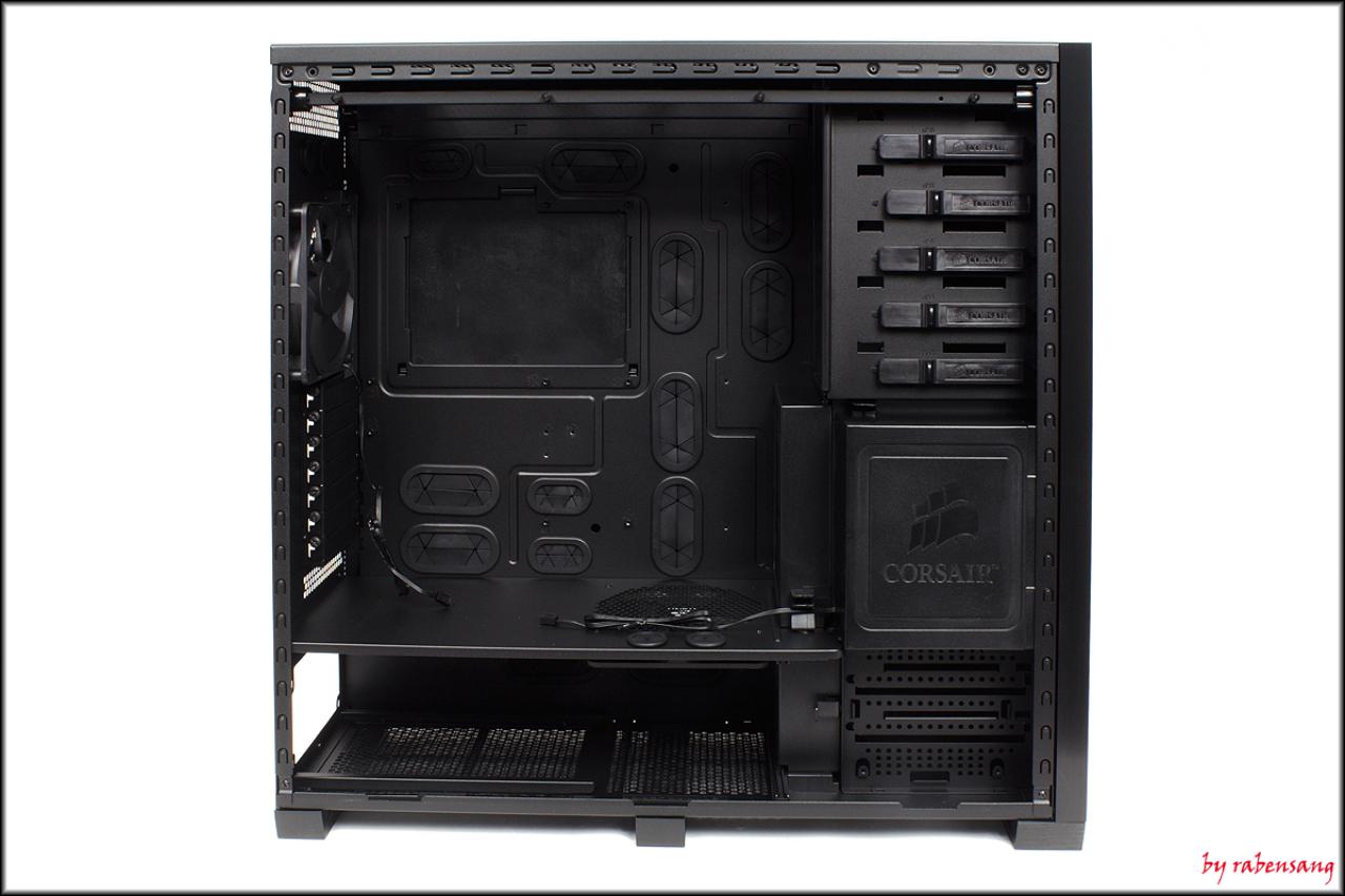 [05/03/2010] Corsair Obsidian 800D innen vorn