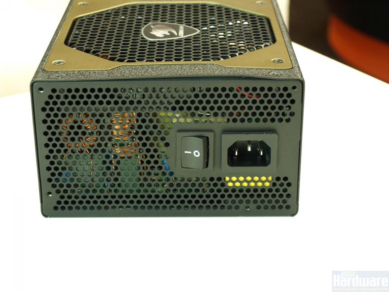 [04/03/2010] Cougar GX 1050W Gold-Netzteil Bild 02