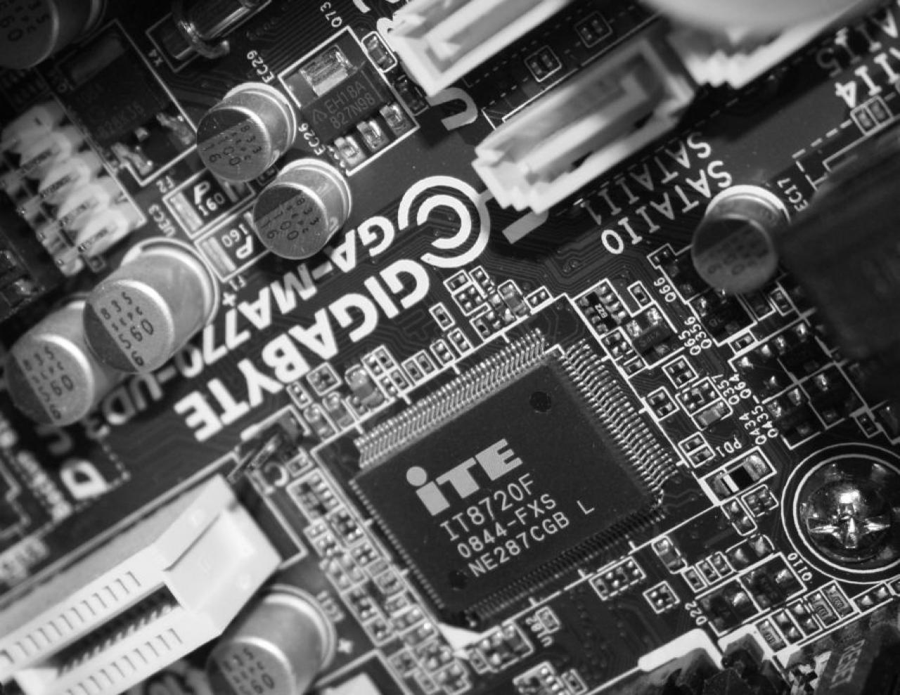 [25/03/2010] Die Mainboard-Schätze der PCGH-Community (13)