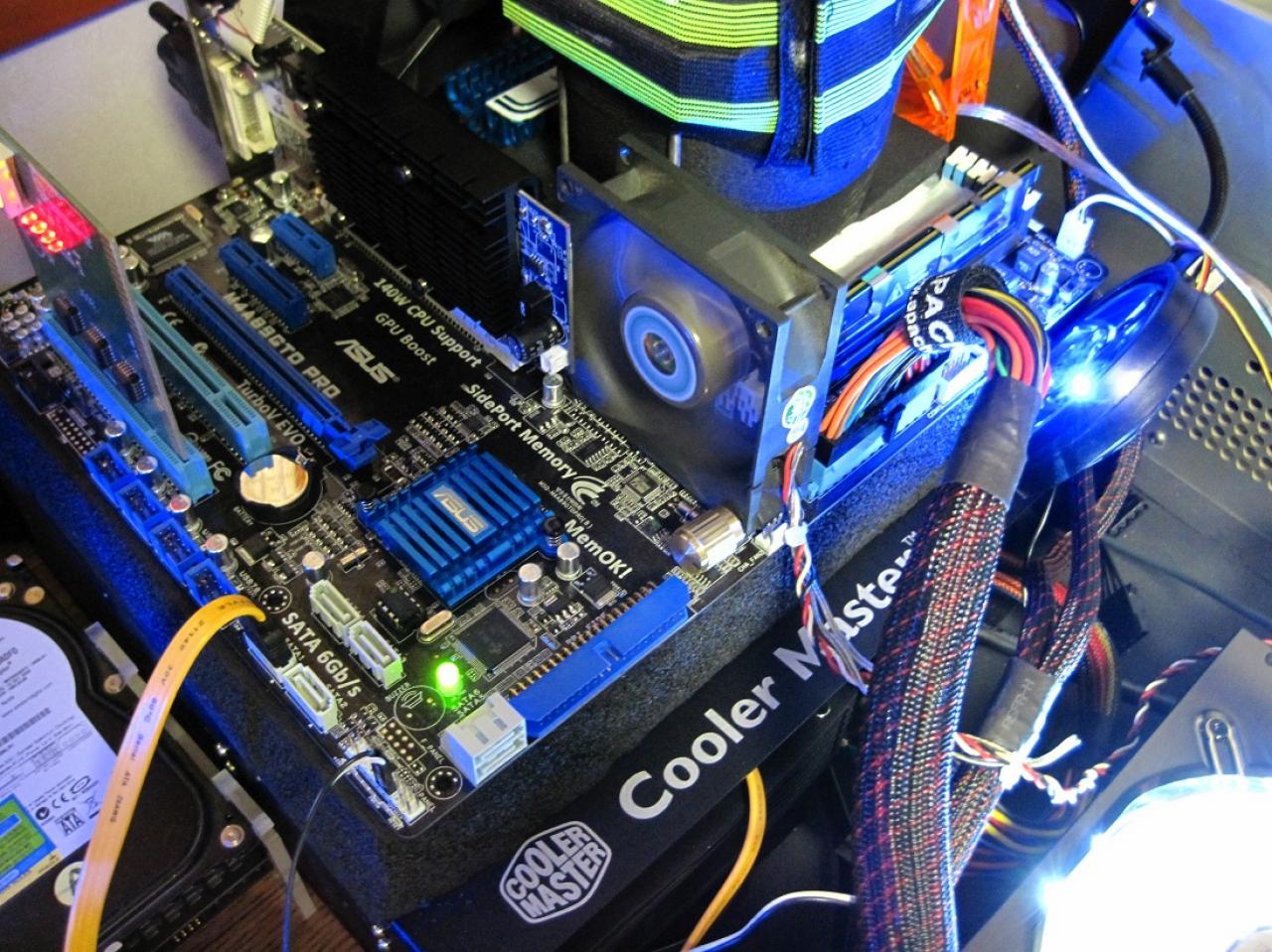 [16/03/2010] Phenom II 955 BE @ 7.108,95 MHz (6)