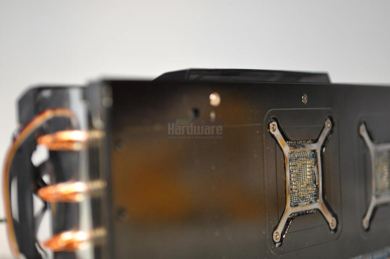 [01/03/2010] Sapphire HD 5970 4G - mit höheren Taktraten eine würdige Dual-HD-5870 (12)