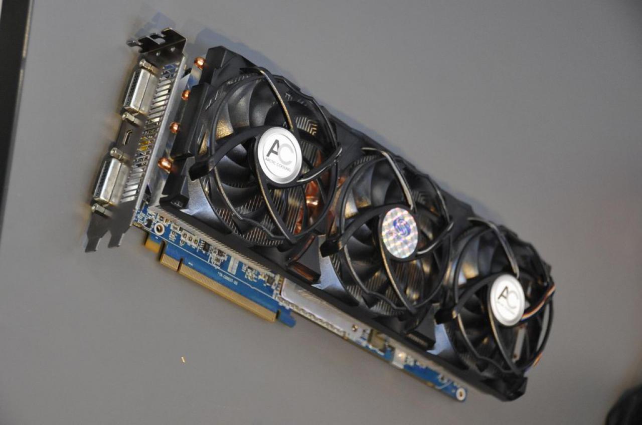[01/03/2010] Sapphire HD 597 mit 4 Gigabyte (3)
