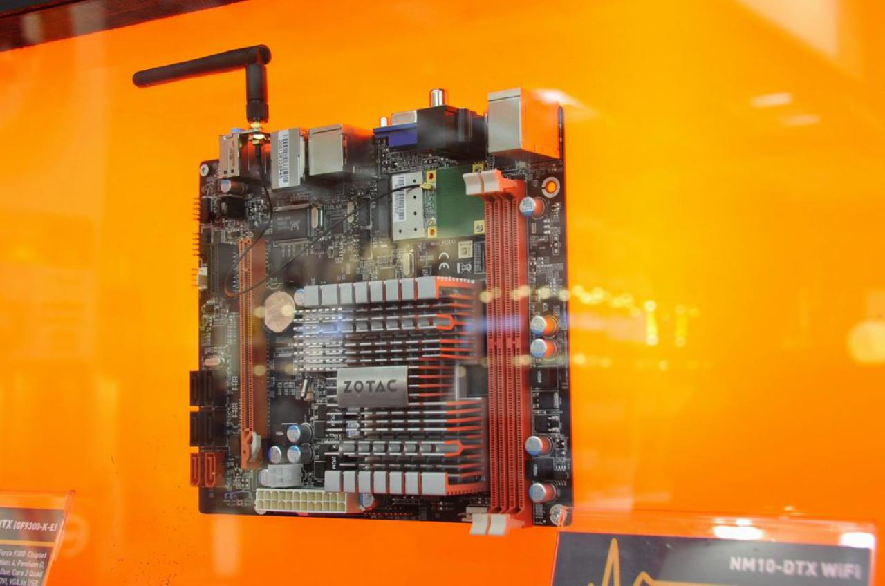 [01/03/2010] Zotac-Mini-ITX-Cebit-5609