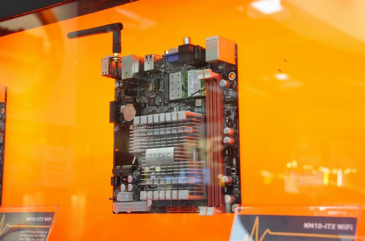 [01/03/2010] Zotac-Mini-ITX-Cebit-5611