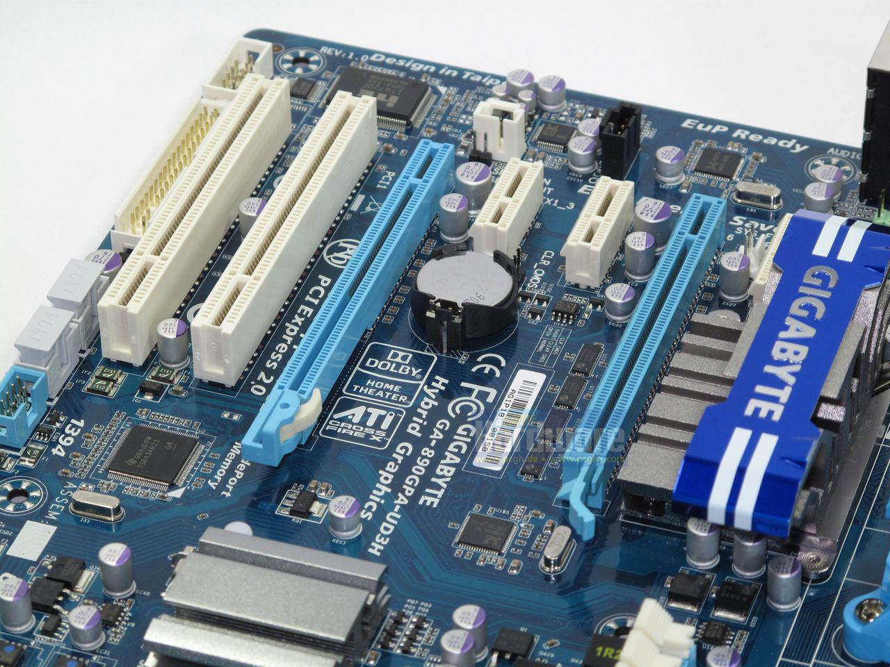 [01/03/2010] Gigabyte GA-890GPA-UD3H (6)