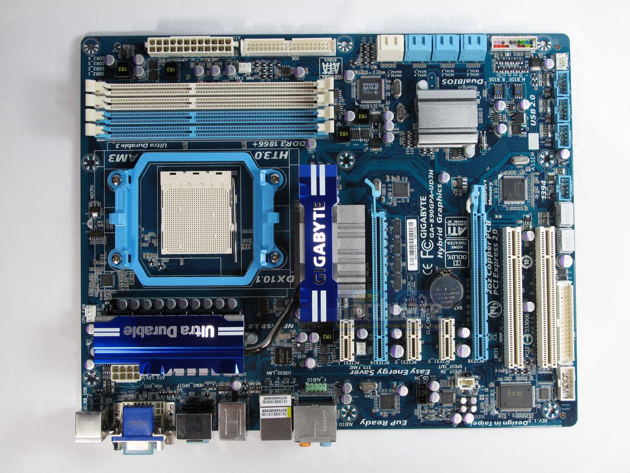 [01/03/2010] Gigabyte GA-890GPA-UD3H (9)