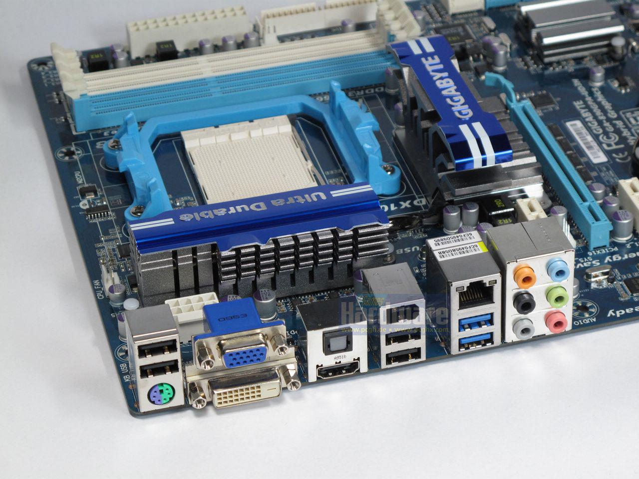 [01/03/2010] Gigabyte GA-890GPA-UD3H (12)