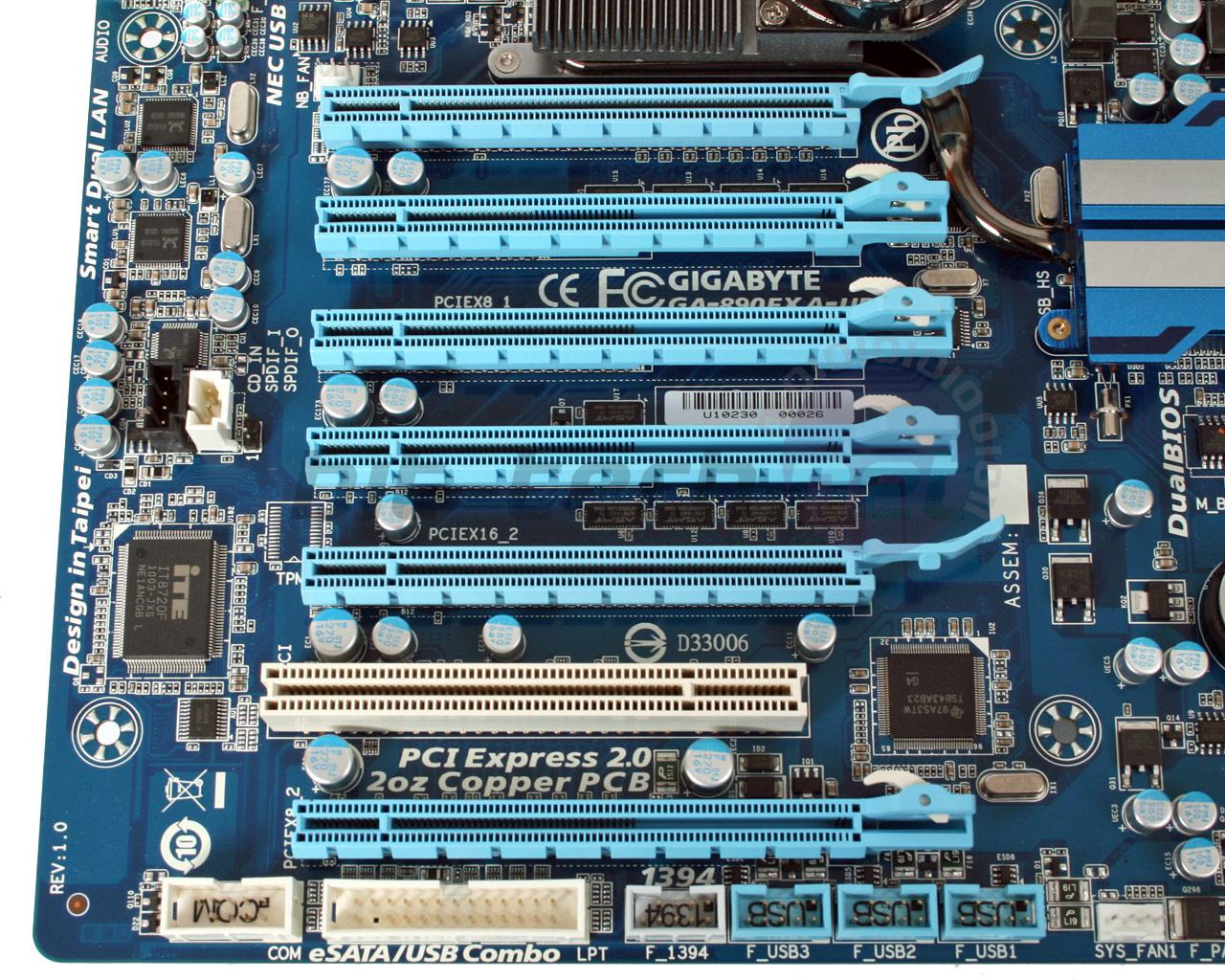 [30/03/2010] Gigabyte GA-890FXA-UD7 (2)