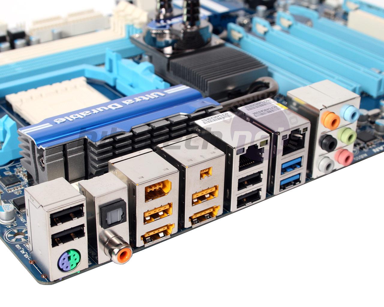 [30/03/2010] Gigabyte GA-890FXA-UD7 (5)