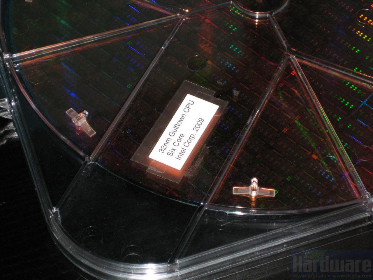 [04/03/2010] Cebit: Intel zeigt erstmals Gulftown-Prozessor (4)