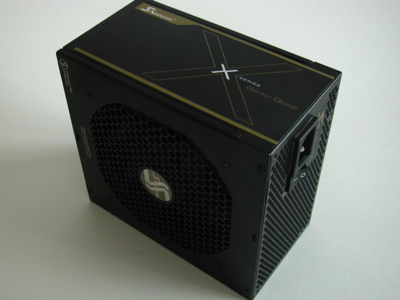 [28/03/2010] Casecon-Projekt: Gehäuse in Pixel-Optik im Eigenbau - Update: Hardware eingetroffen (16)