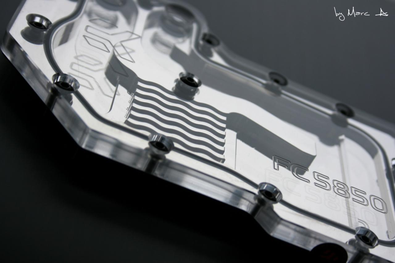 [19/03/2010] Casemod-Projekt Black meets Blue: Klasse Bilder, edles Aussehen (49)
