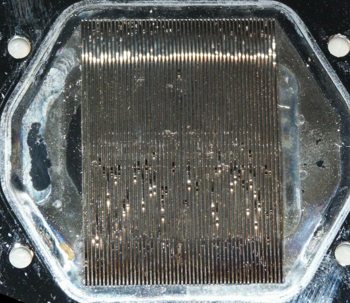 [26/03/2010] Casemod von Schienenbruch: Stealthmod und Vandalismustaster (1)