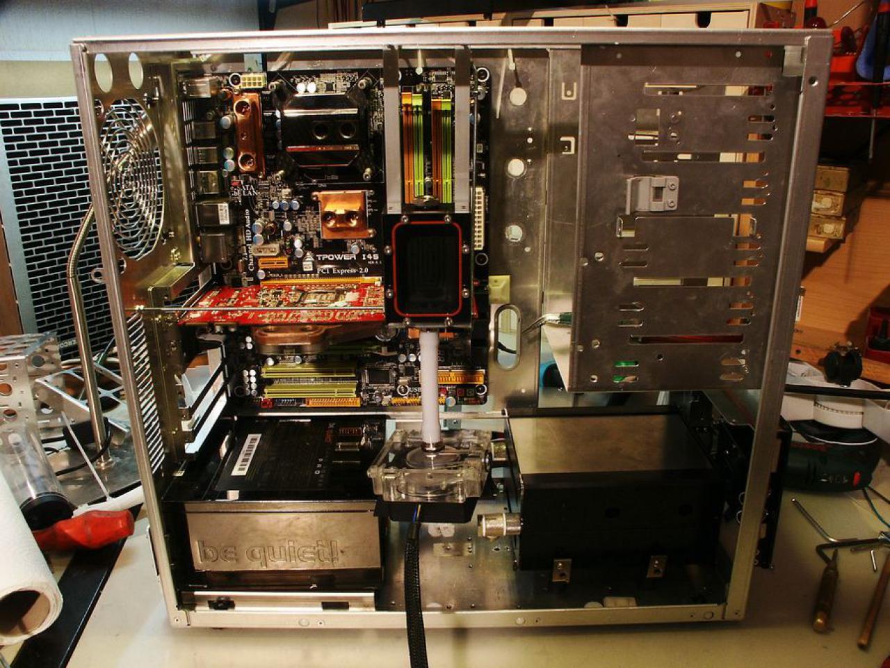 [26/03/2010] Casemod von Schienenbruch: Stealthmod und Vandalismustaster (50)
