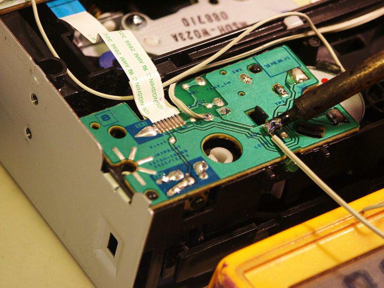 [26/03/2010] Casemod von Schienenbruch: Stealthmod und Vandalismustaster (71)