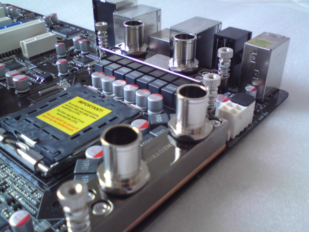 [25/03/2010] Die Mainboard-Schätze der PCGH-Community (44)