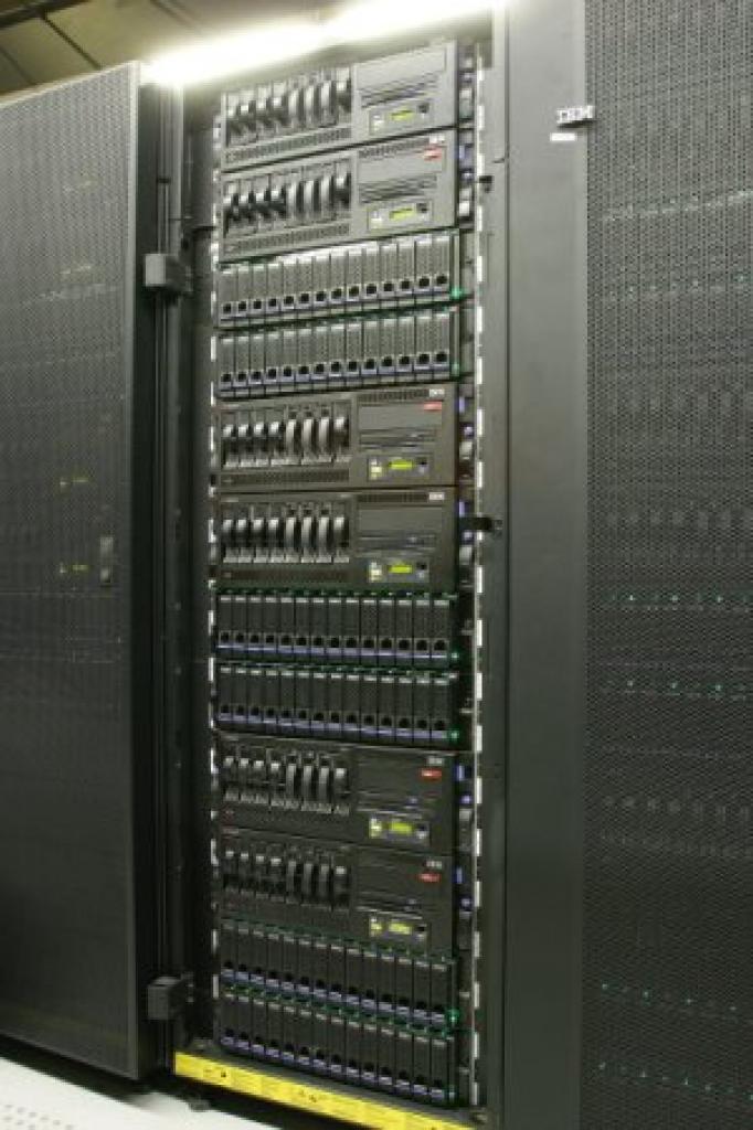 [09/04/2010] Storage Server des Mare Nostrum
