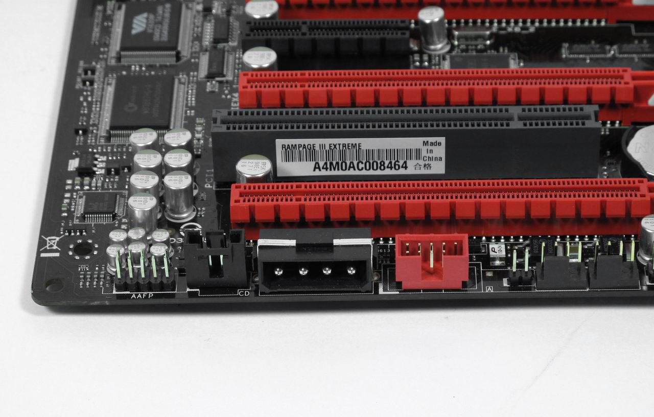 [14/04/2010] Asus Rampage III Extreme neu im Testlabor (3)