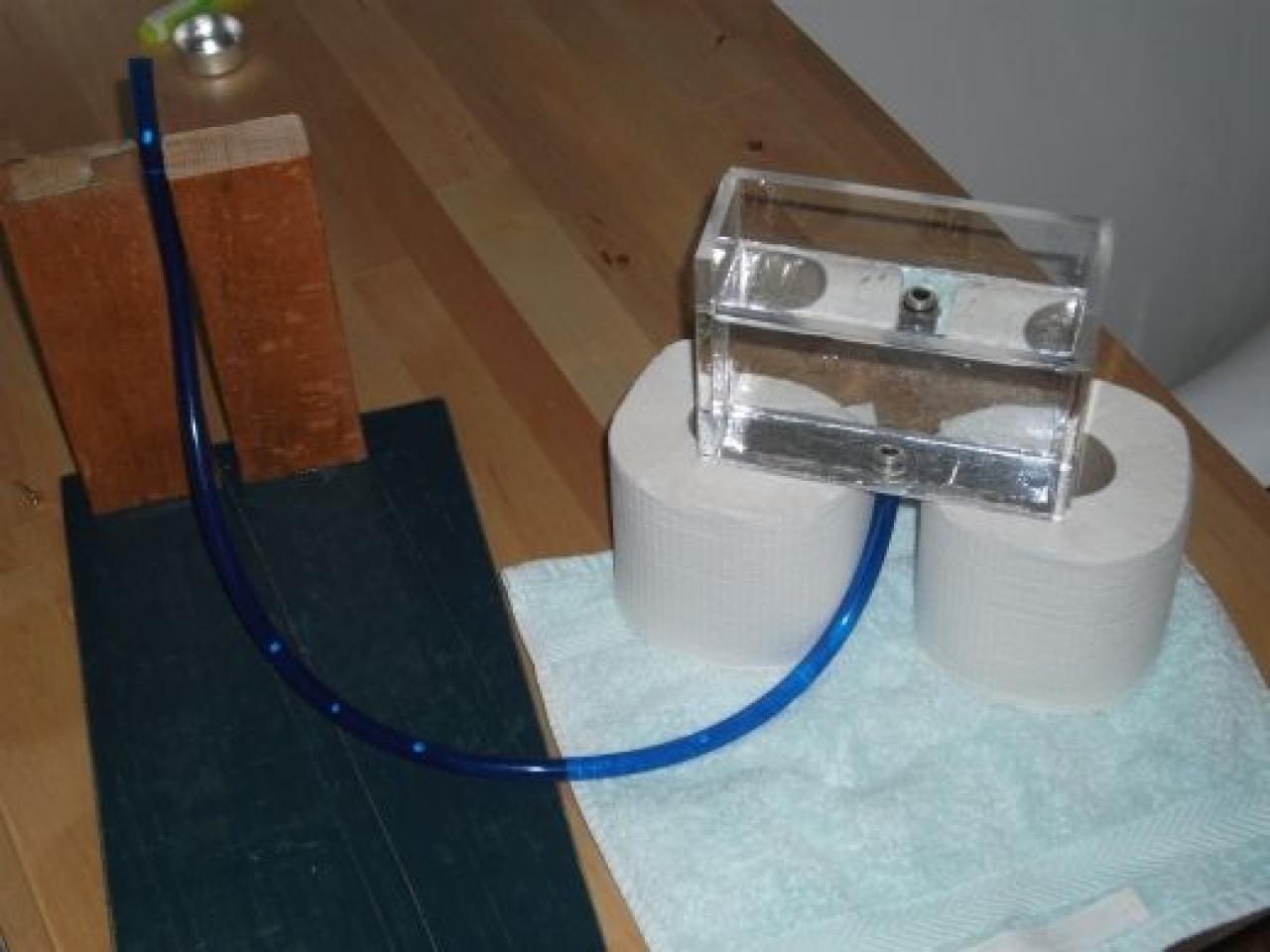 [16/04/2010] Spektakuläre Wakü-Casemod mit Wasserfall-Ausgleichsbehälter und 9x120-Radiator (32)