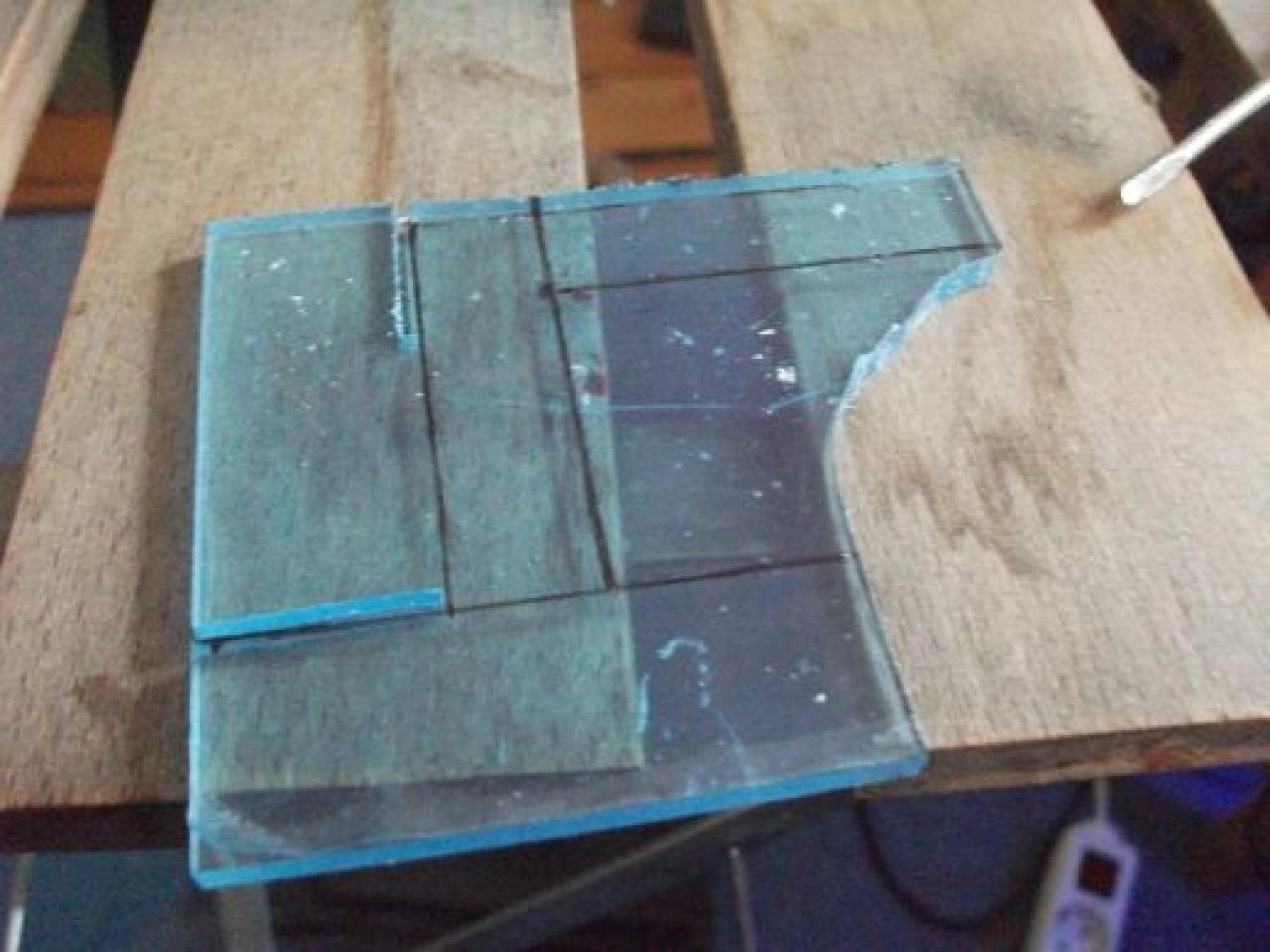 [16/04/2010] Spektakuläre Wakü-Casemod mit Wasserfall-Ausgleichsbehälter und 9x120-Radiator (85)