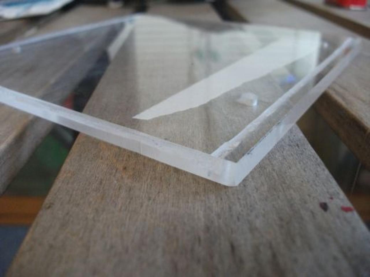 [16/04/2010] Spektakuläre Wakü-Casemod mit Wasserfall-Ausgleichsbehälter und 9x120-Radiator (116)