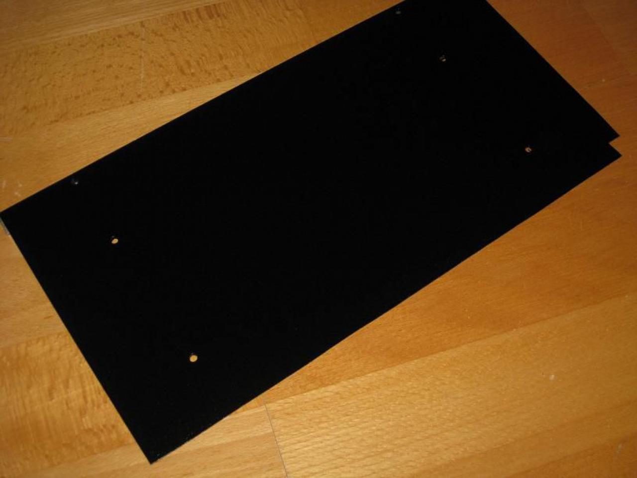 [22/04/2010] Faszinierende Luxus-Casemod: XE's Murdermod in Black and Blue (28)