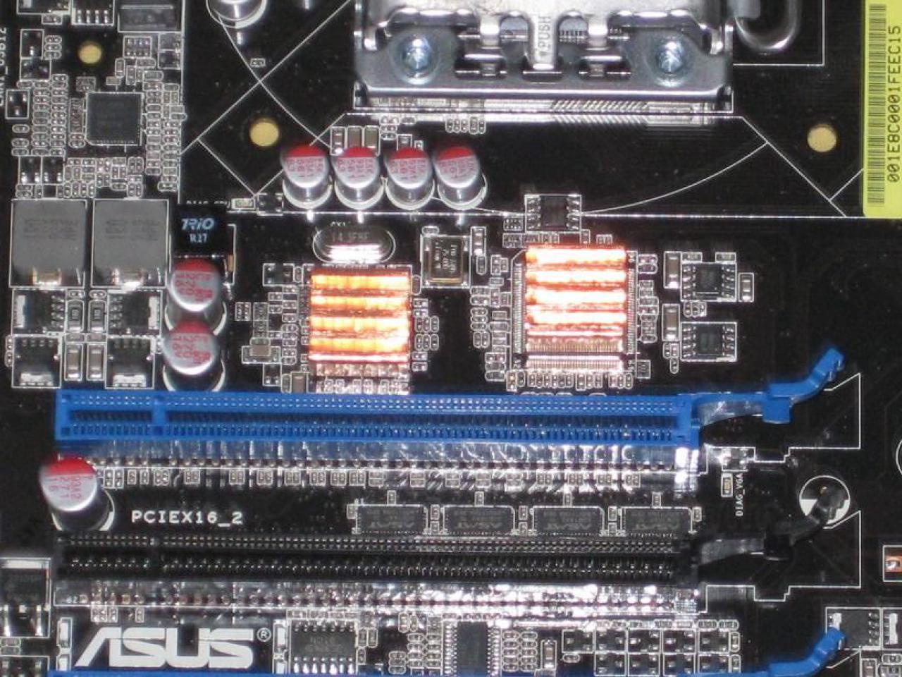 [22/04/2010] Faszinierende Luxus-Casemod: XE's Murdermod in Black and Blue (54)