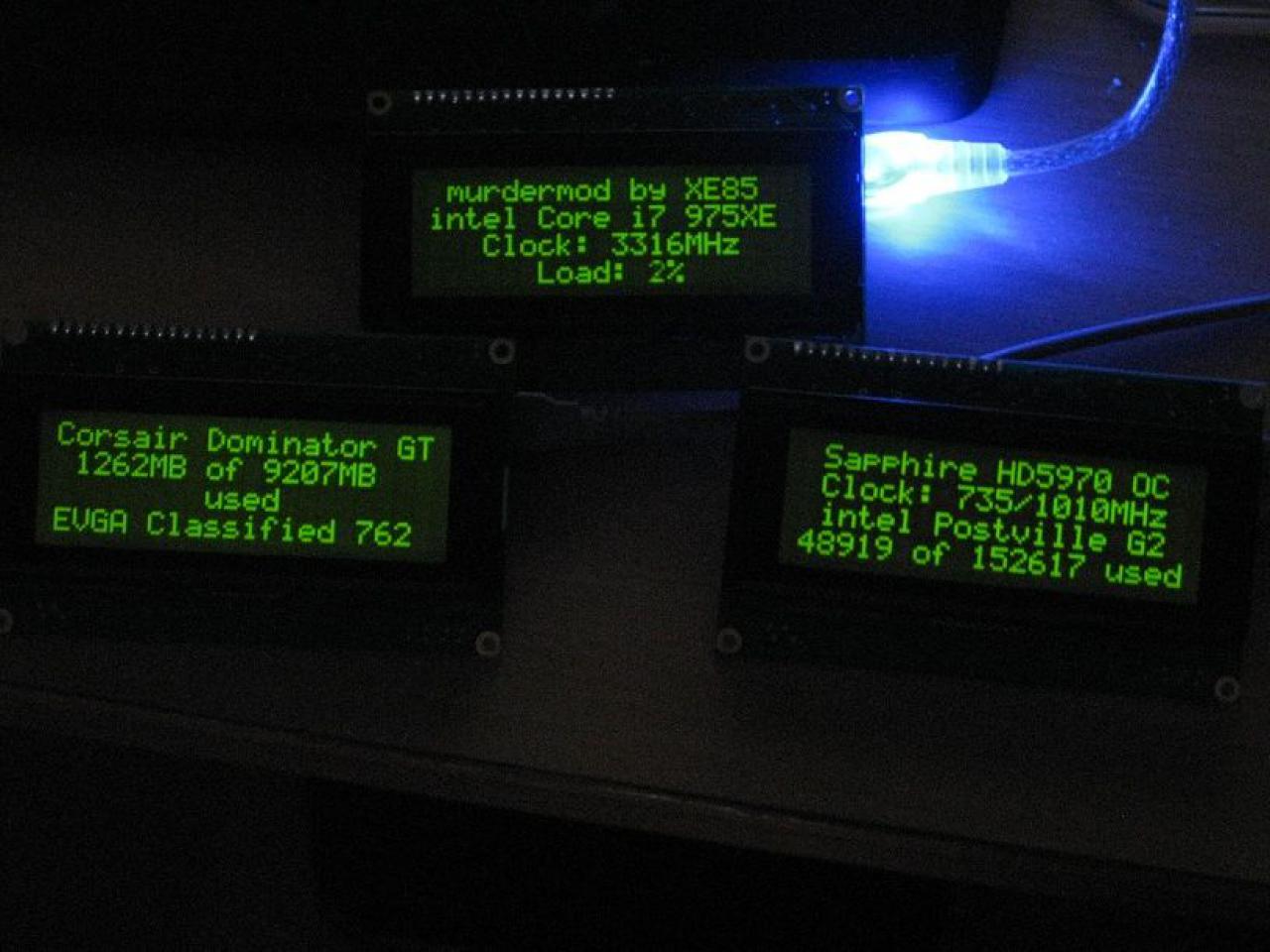 [22/04/2010] Faszinierende Luxus-Casemod: XE's Murdermod in Black and Blue (81)