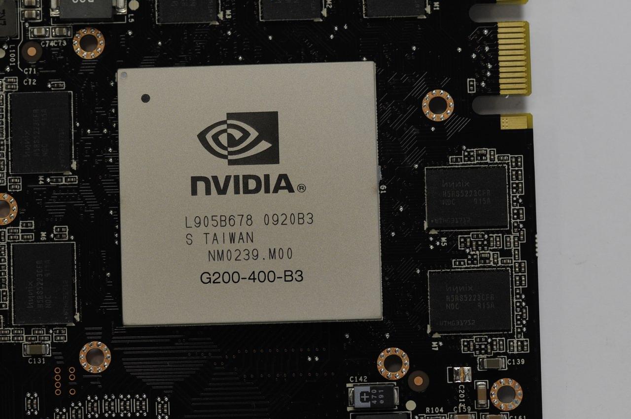 [28/04/2010] GTX 295 Single Dual PCB