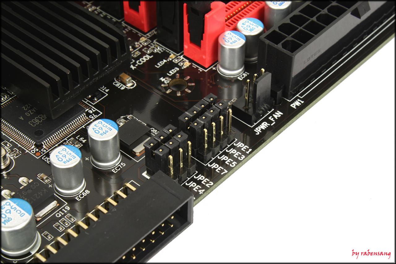 [06/04/2010] Luxus-Mainboard Evga X58 Classified 4-Way SLI im Test (29)