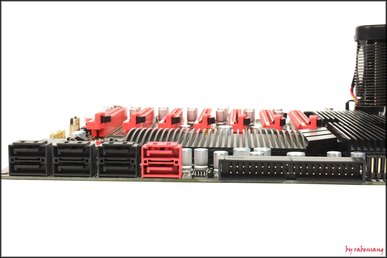 [06/04/2010] Luxus-Mainboard Evga X58 Classified 4-Way SLI im Test (30)