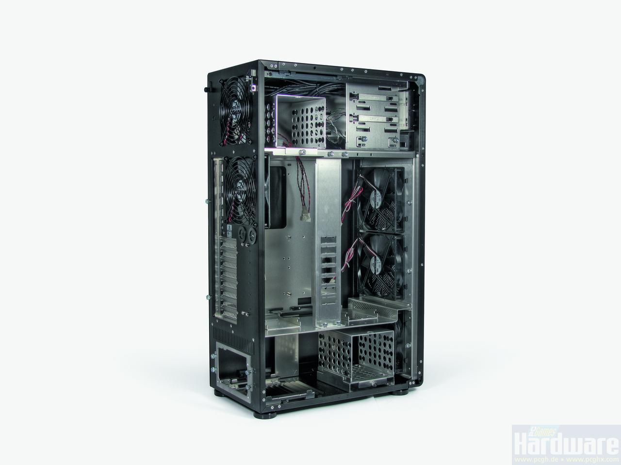 [21/04/2010] Lian-Li PC-X1000 (4)