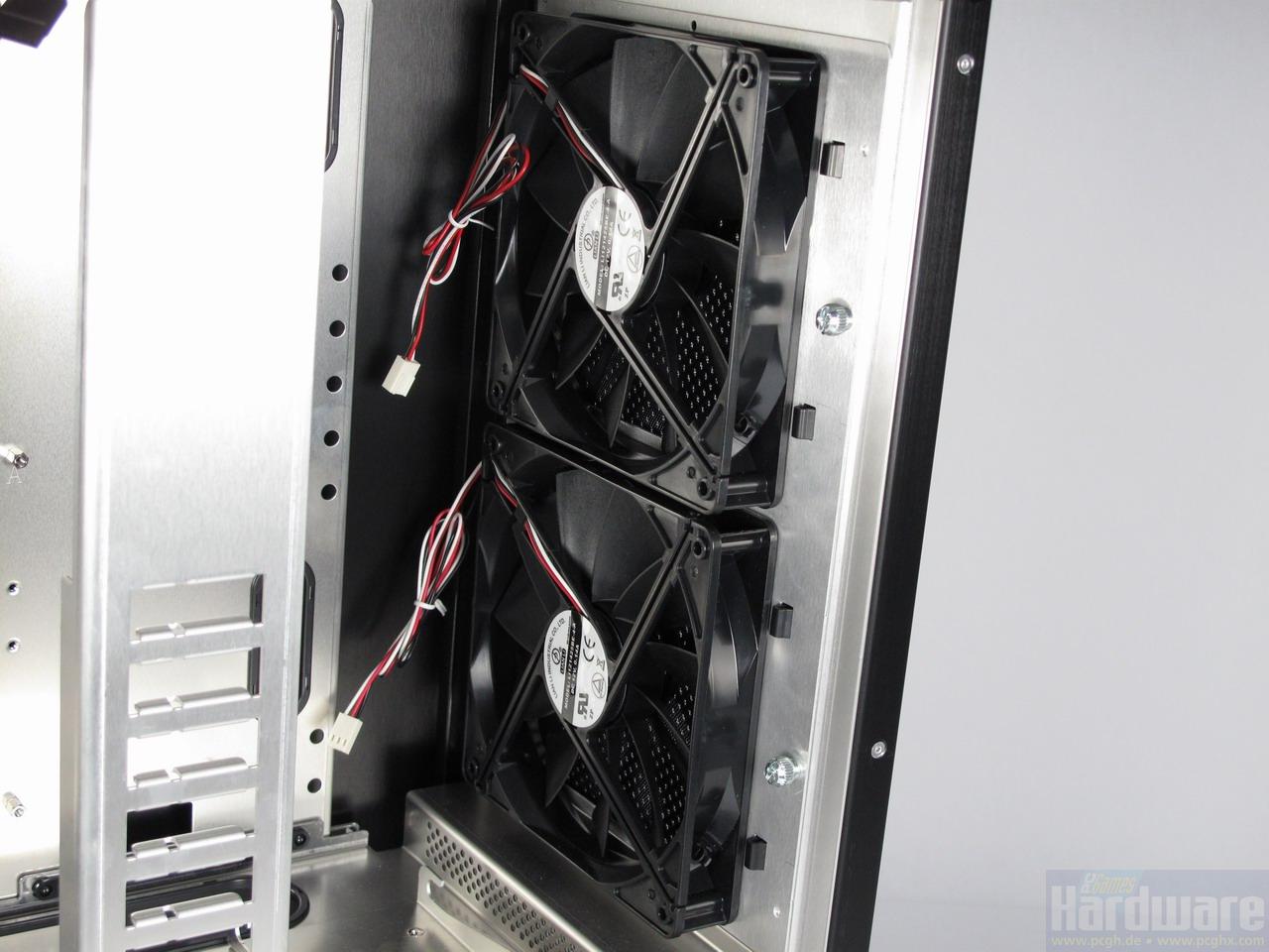 [21/04/2010] Lian-Li PC-X1000 (10)