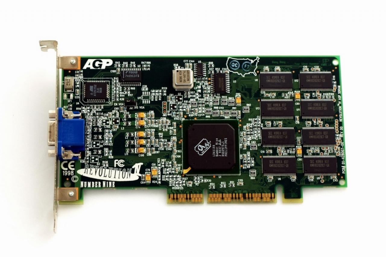 [27/04/2010] Open-Source-GPU-Projekt auf Kickstarter begonnen (im Bild: Number Nine Ticket to Ride Revolution IV 16 MiB)