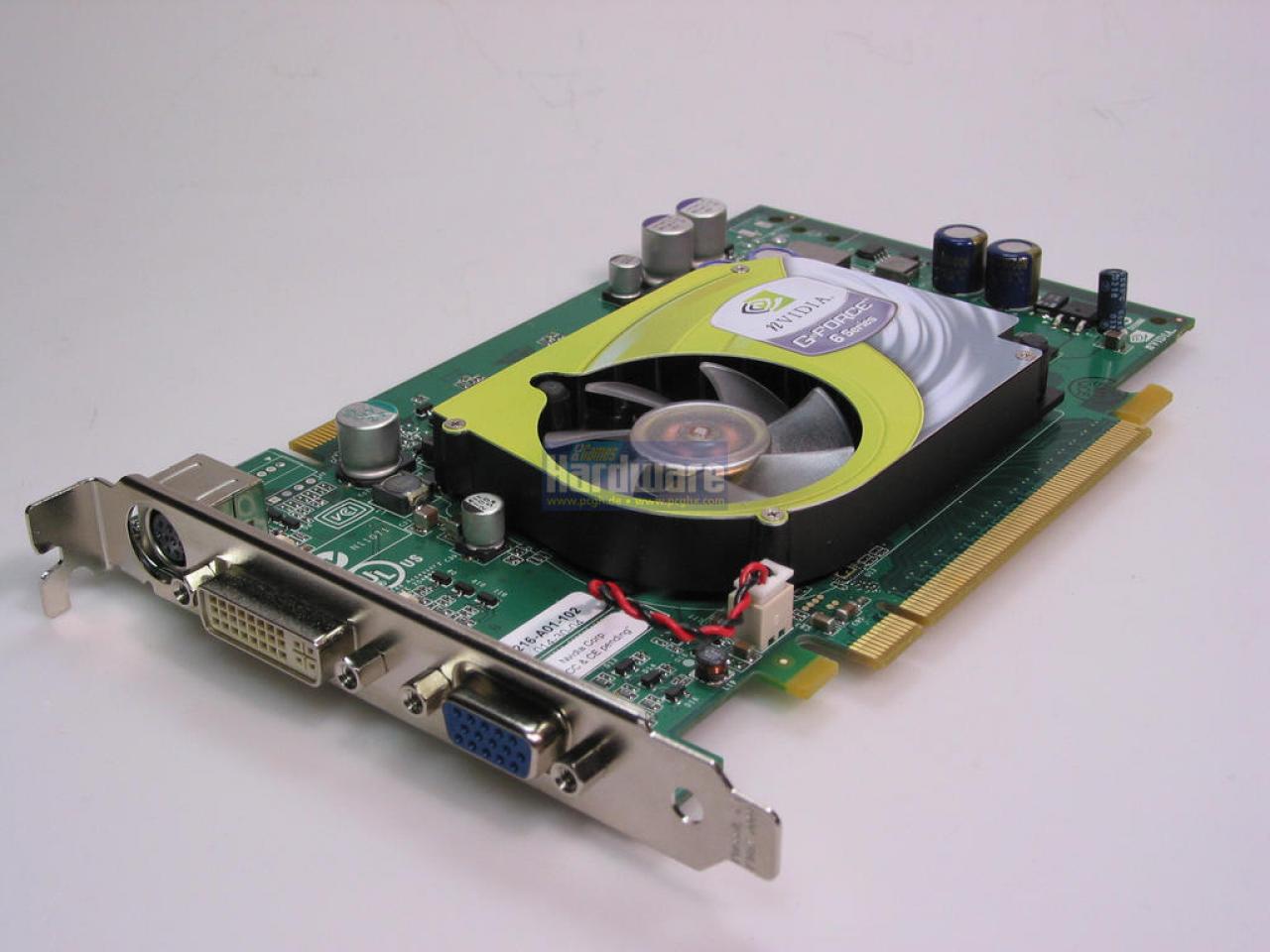 [15/04/2010] Die Geforce 6600 (GT) mit dem NV43-Chip war Nvidias erste native PCI-Express-Karte (2).