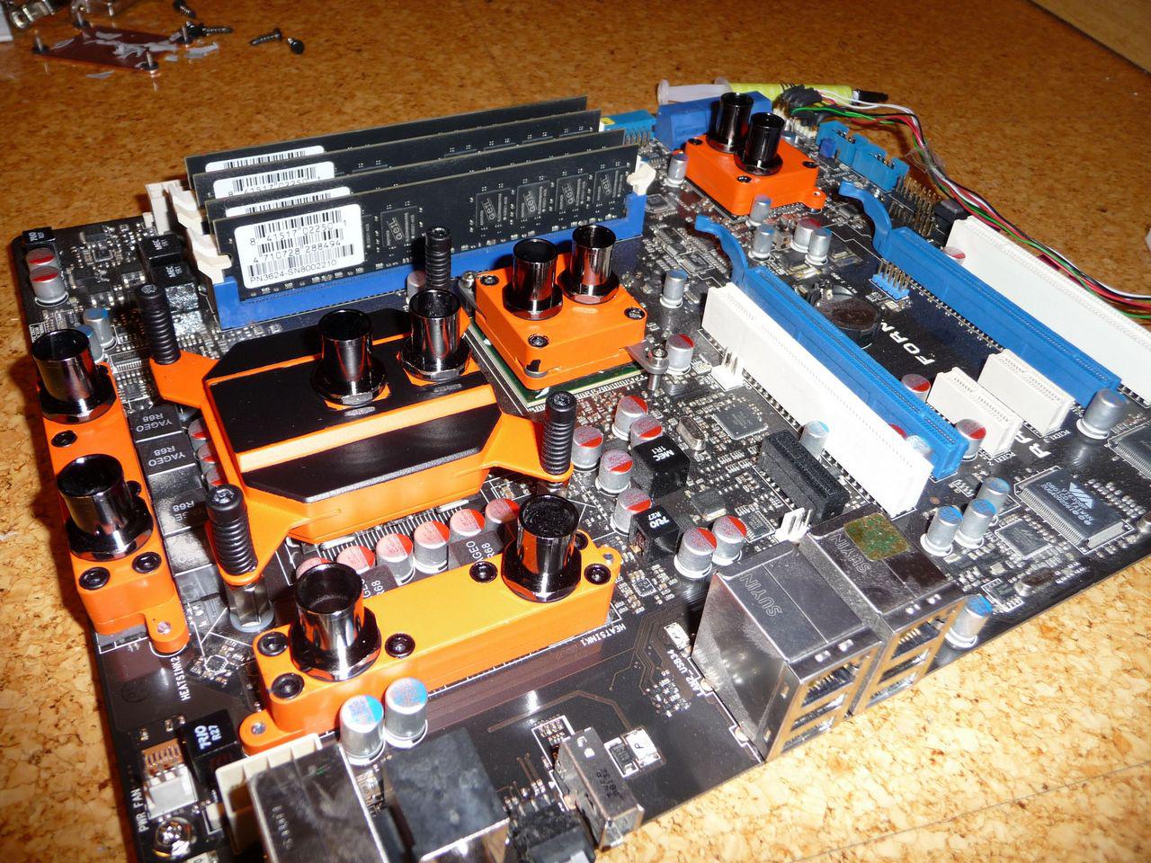 [04/04/2010] Anime-Casemod mit One-Piece-Motiven - Update: Projekt (fast) abgeschlossen (15)