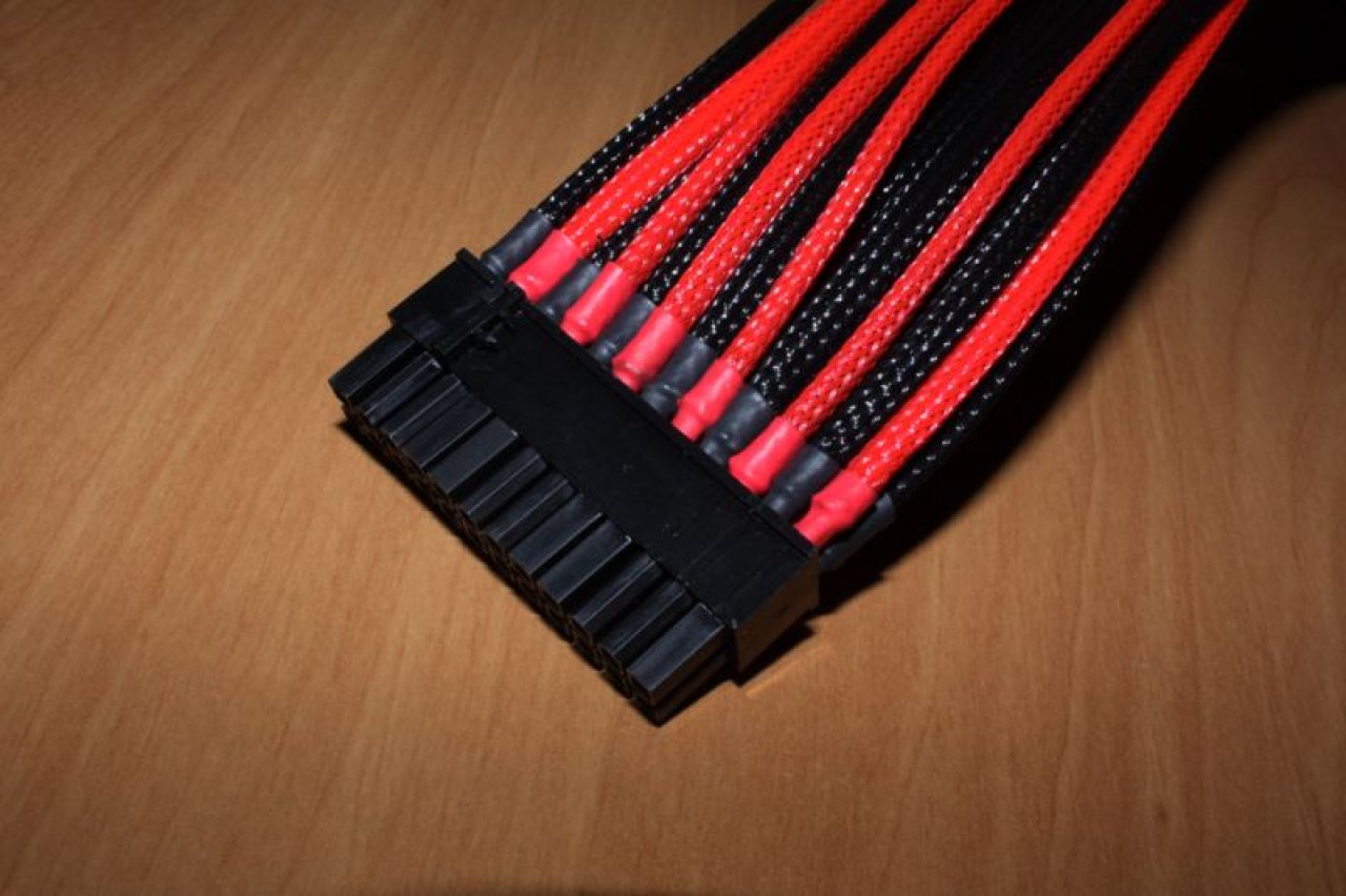 [13/04/2010] Black loves Red: Sehenswerte Wakü-Casemod (65)
