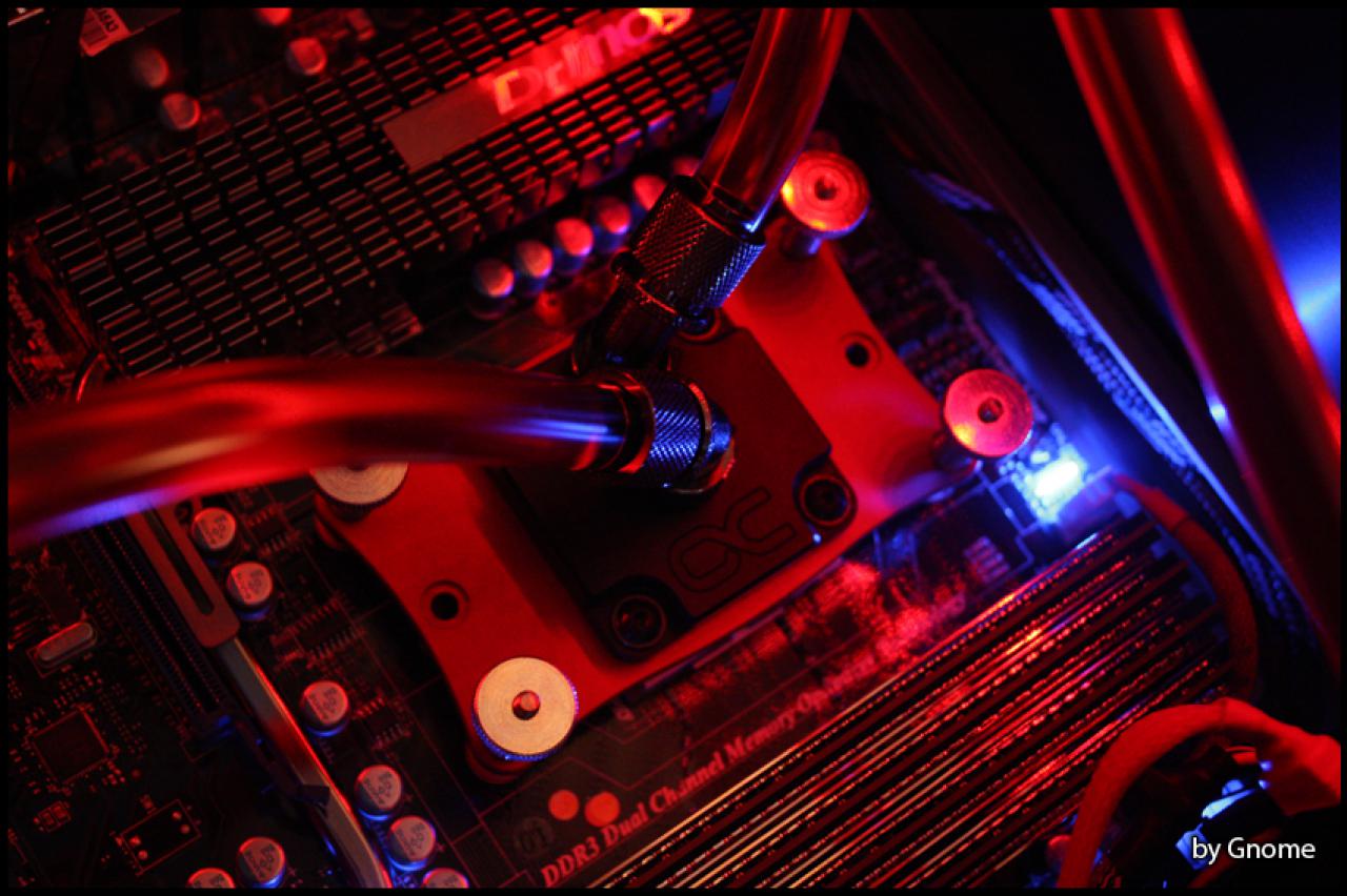 [13/04/2010] Black loves Red: Sehenswerte Wakü-Casemod (58)