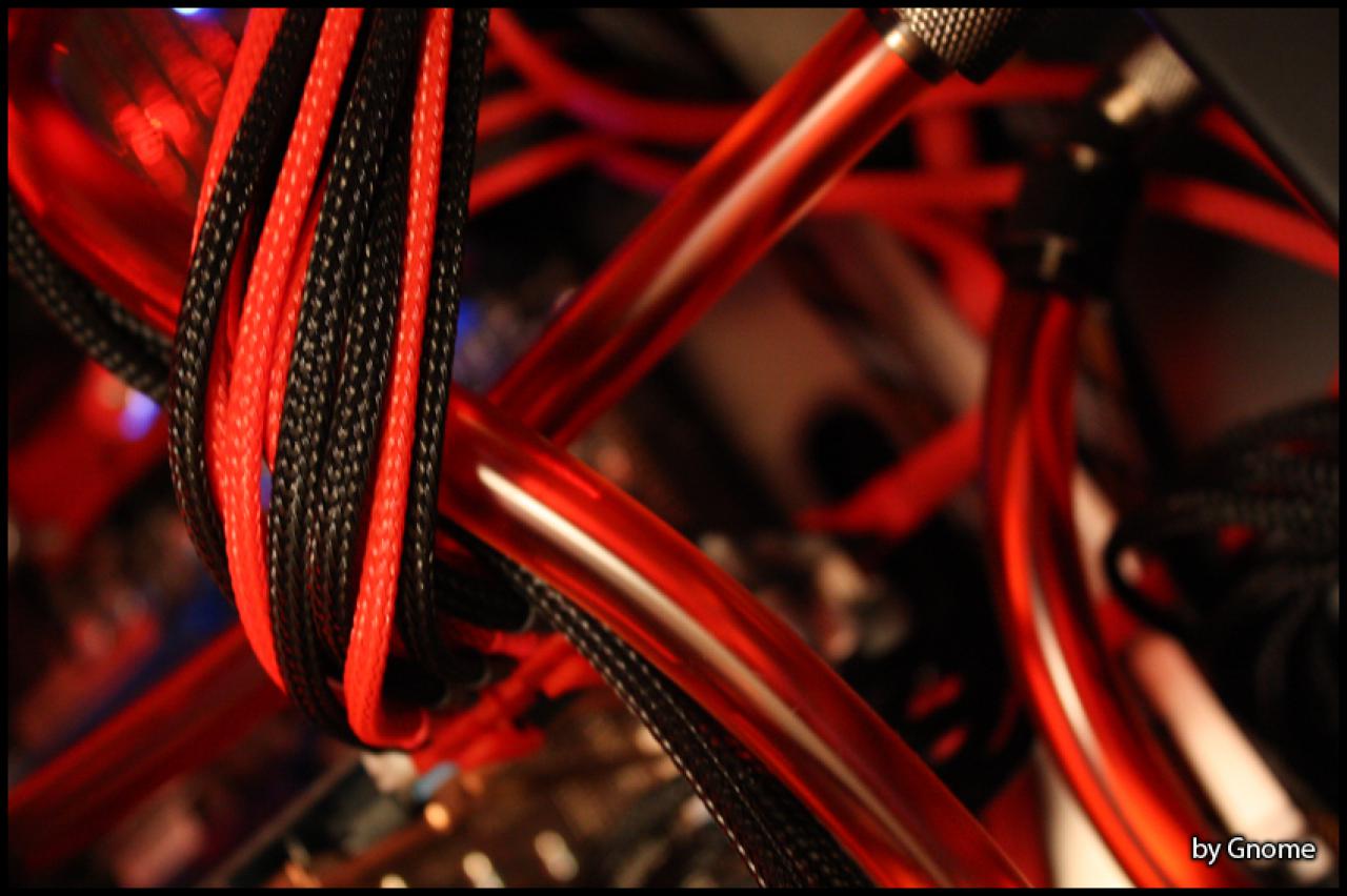 [13/04/2010] Black loves Red: Sehenswerte Wakü-Casemod (64)