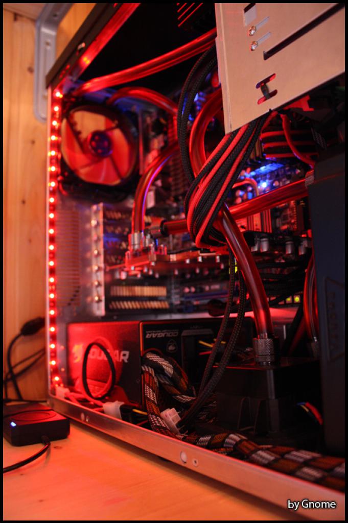 [13/04/2010] Black loves Red: Sehenswerte Wakü-Casemod (66)
