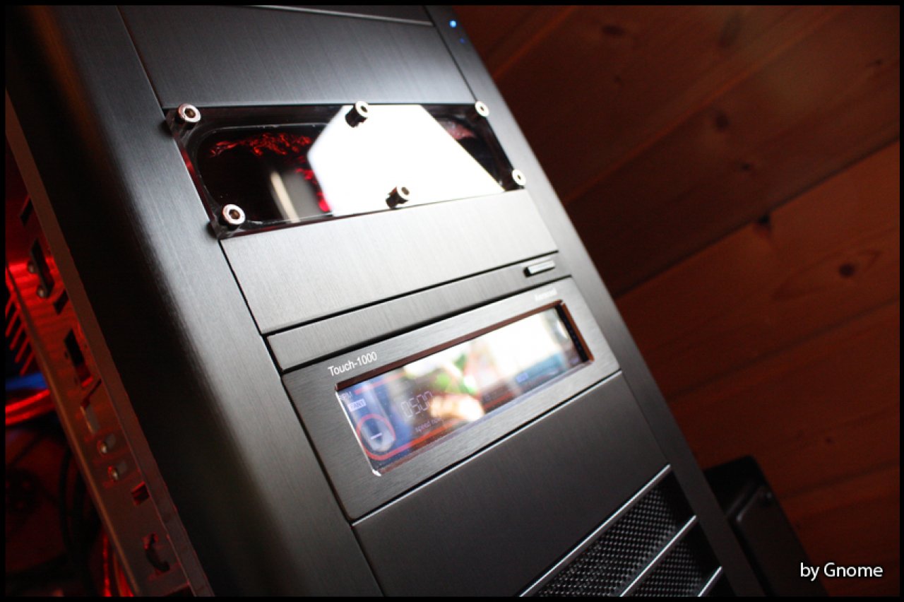 [13/04/2010] Black loves Red: Sehenswerte Wakü-Casemod (75)
