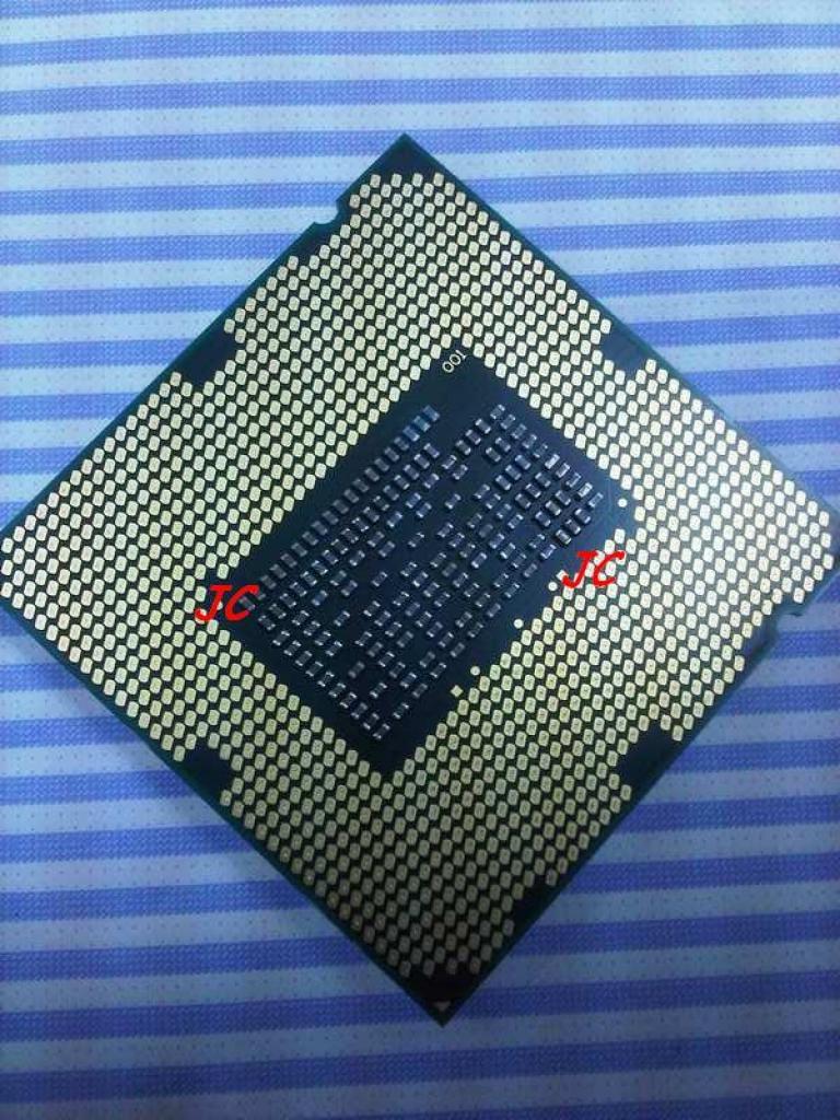 [22/04/2010] CPU-Z Foto vom LGA1155 (3)