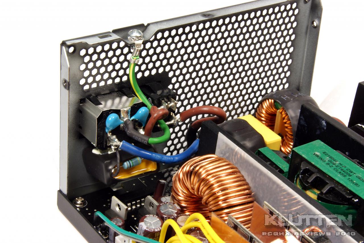 [30/04/2010] Corsair HX850 W (3)