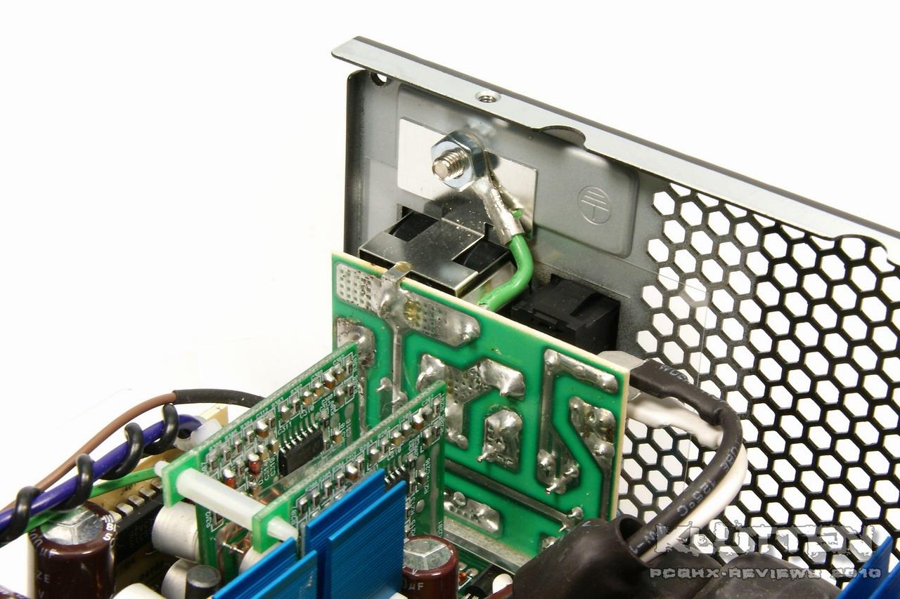 [30/04/2010] Enermax Modu 87+ 700 Watt (1)