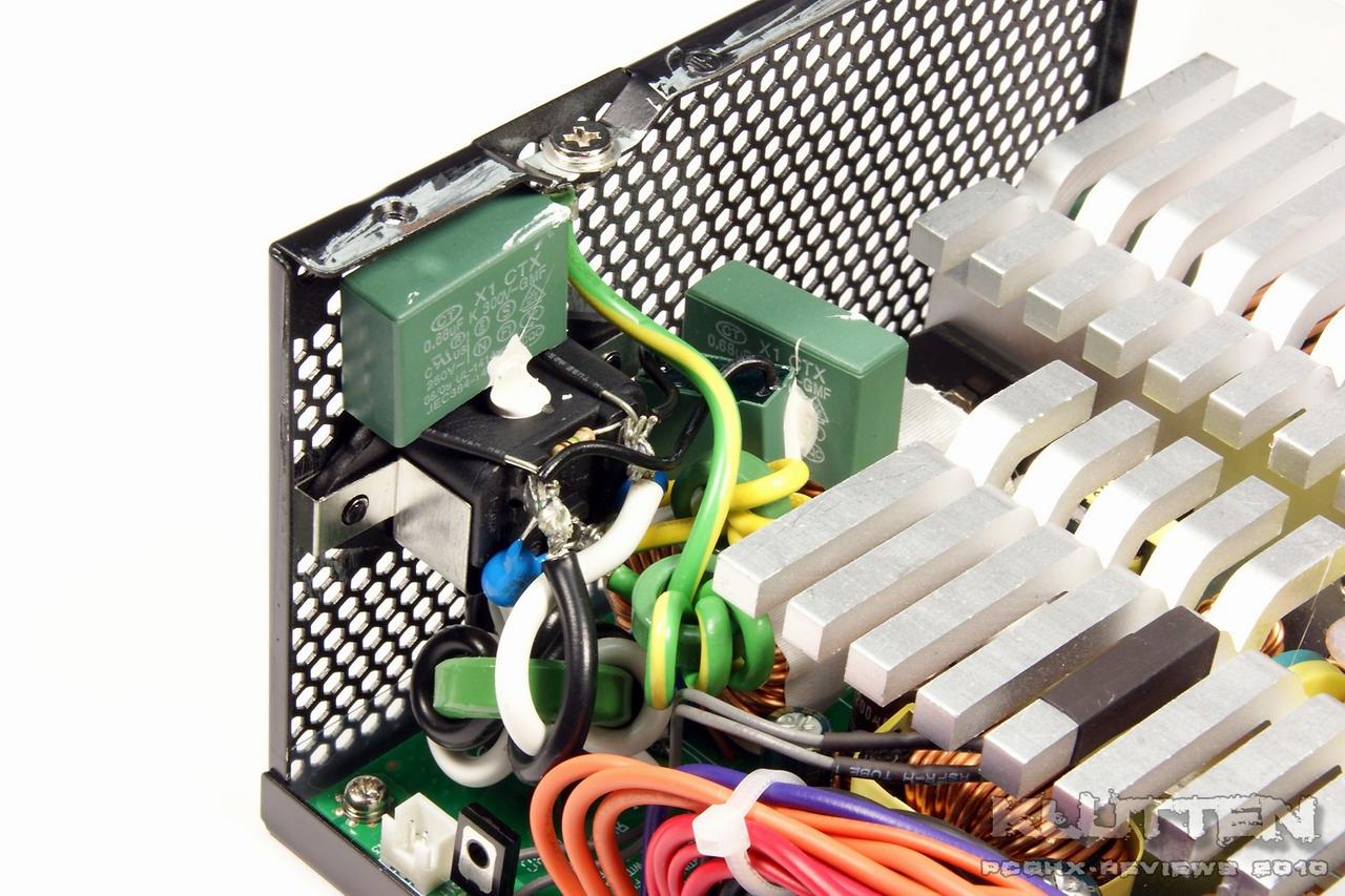 [30/04/2010] Silverstone SST-ST75F-P (3)