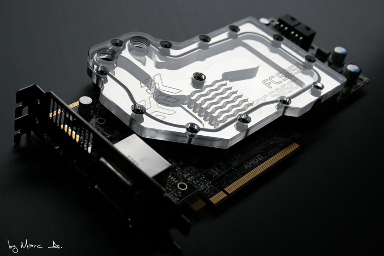 [18/04/2010] Casemod-Projekt Black meets Blue - Update: Wasserkühler für HD 5850 (22)