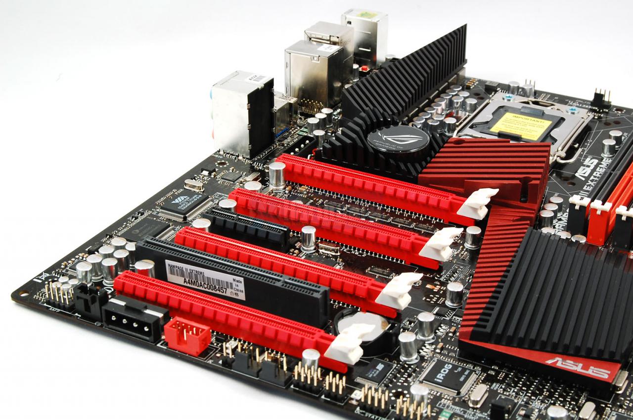 [26/04/2010] Asus Rampage III Extreme im PCGHX-Test: Das beste Sockel-1366-Overclocking-Mainboard? (7)